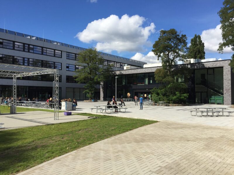 Berufsschule als Medienkauffrau/-mann